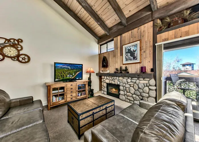 Lakeland Village #462 - Pine Peak Paradise 2.5Br